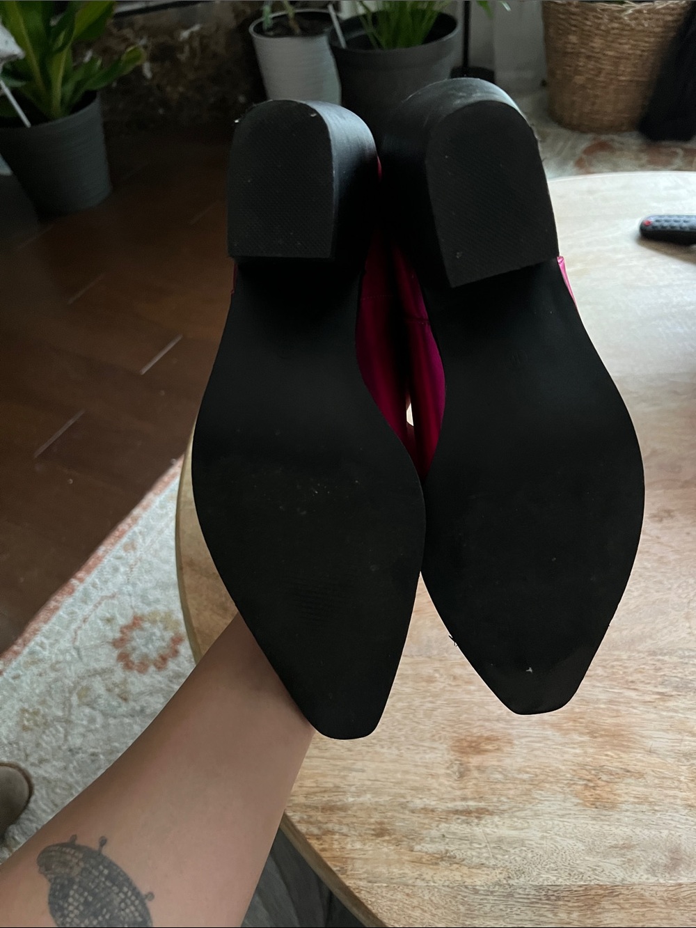 Women's Metallic Hot Pink Western Boots - Picture 4 of 5